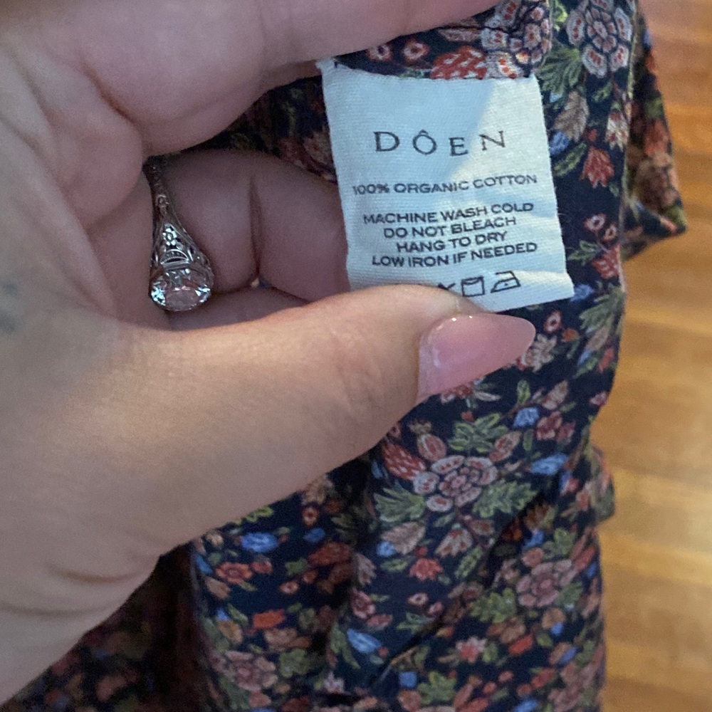 Doen Floral Square-Neck Maxi Dress in Burgundy and Cream - Picture 7 of 9